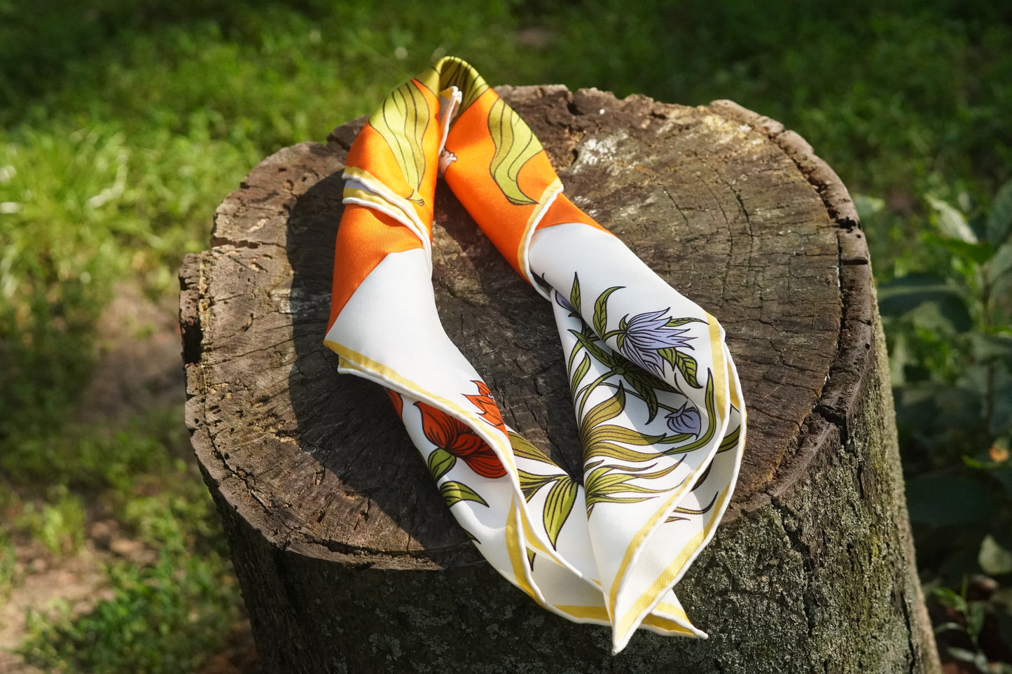 Seidentuch 52 Blütengespräch