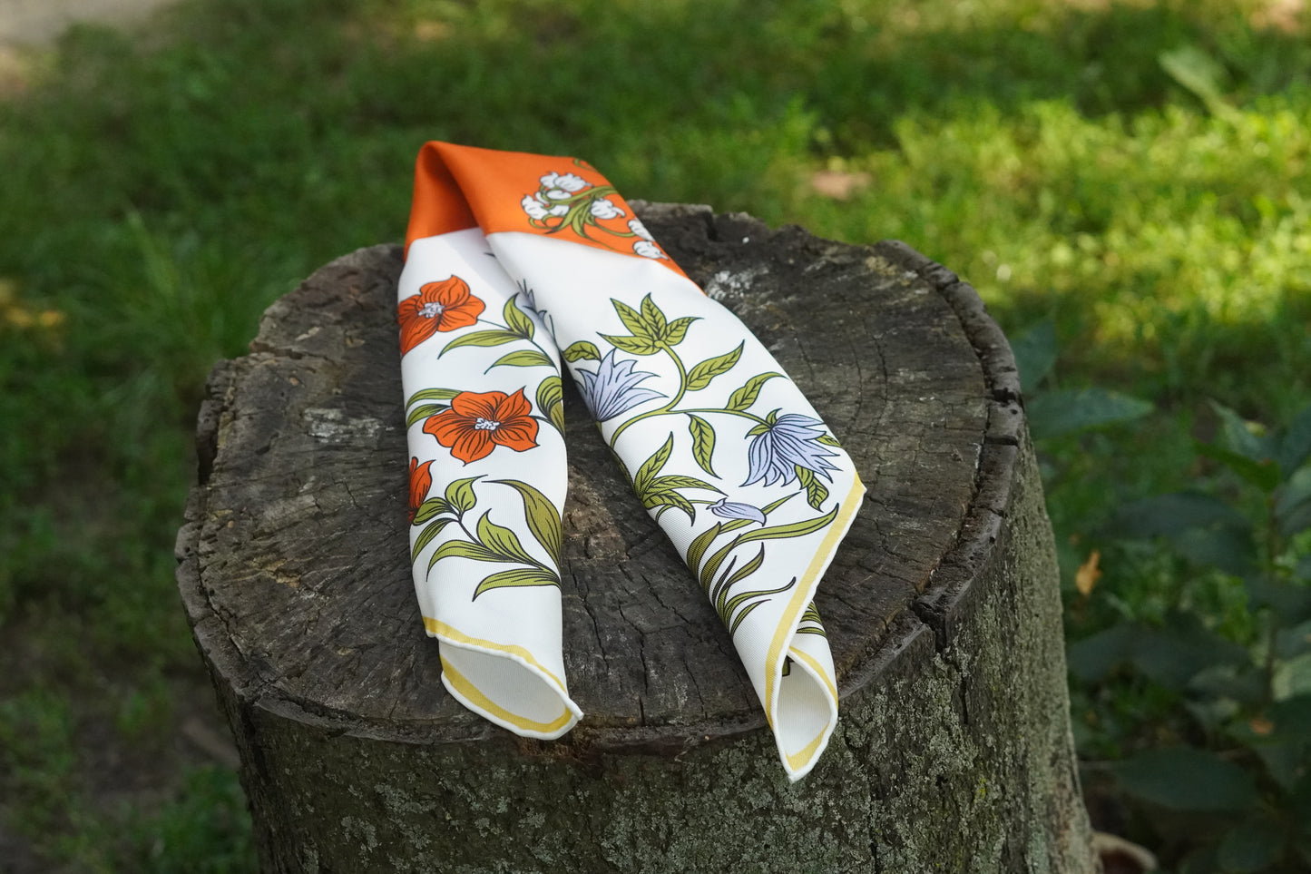 Seidentuch 52 Blütengespräch